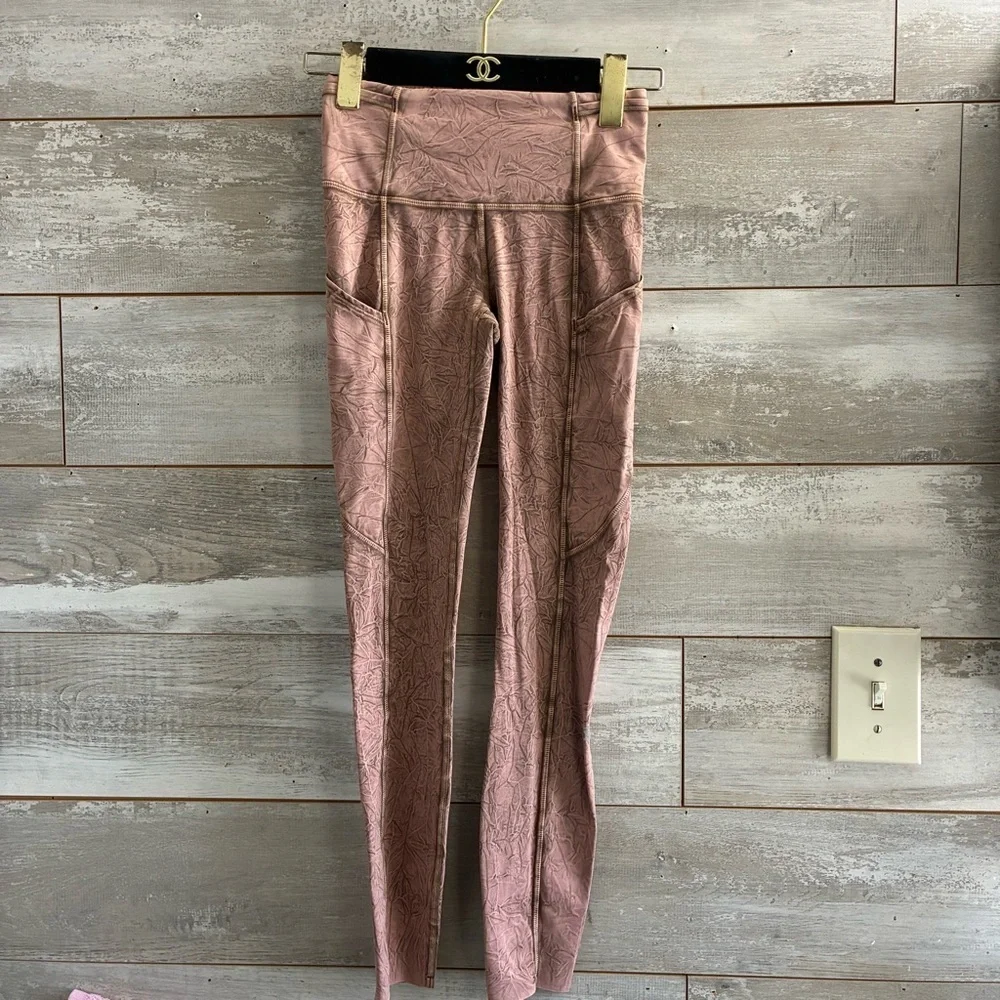 Lululemon Fast and Free HR Tight 25